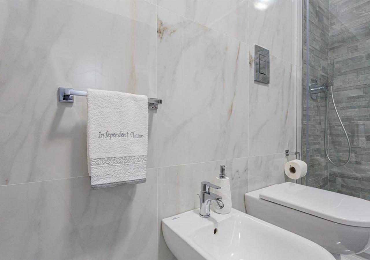 דירות נאפולי Independent House 51 מראה חיצוני תמונה