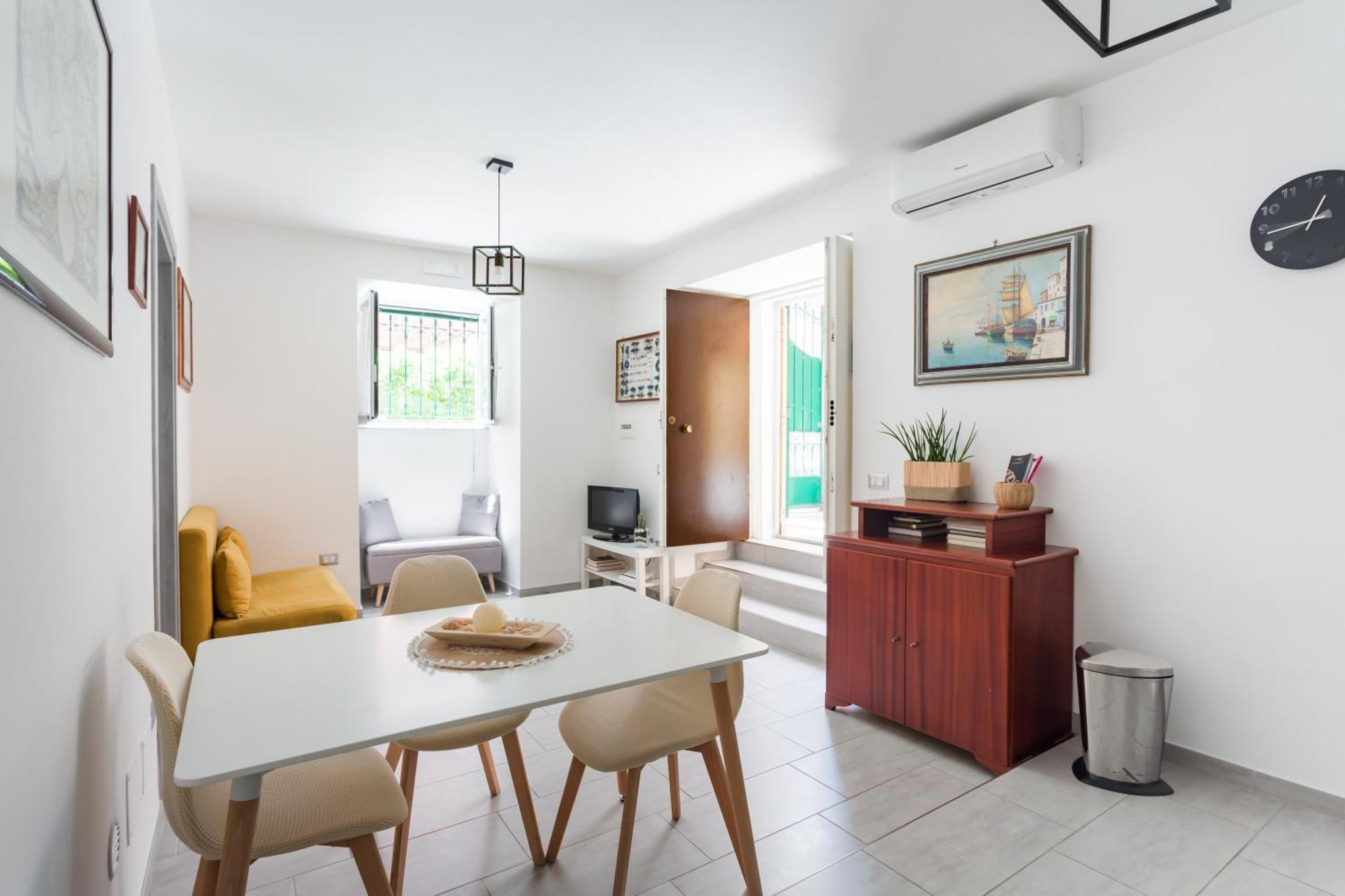 דירות נאפולי Independent House 51 מראה חיצוני תמונה